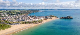 A stunning beachside apartment in prime Tenby location