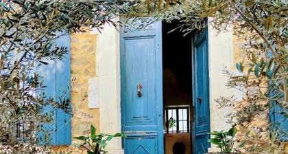 Holiday Home "Villa Napoléon" with Private Pool & Wi-Fi