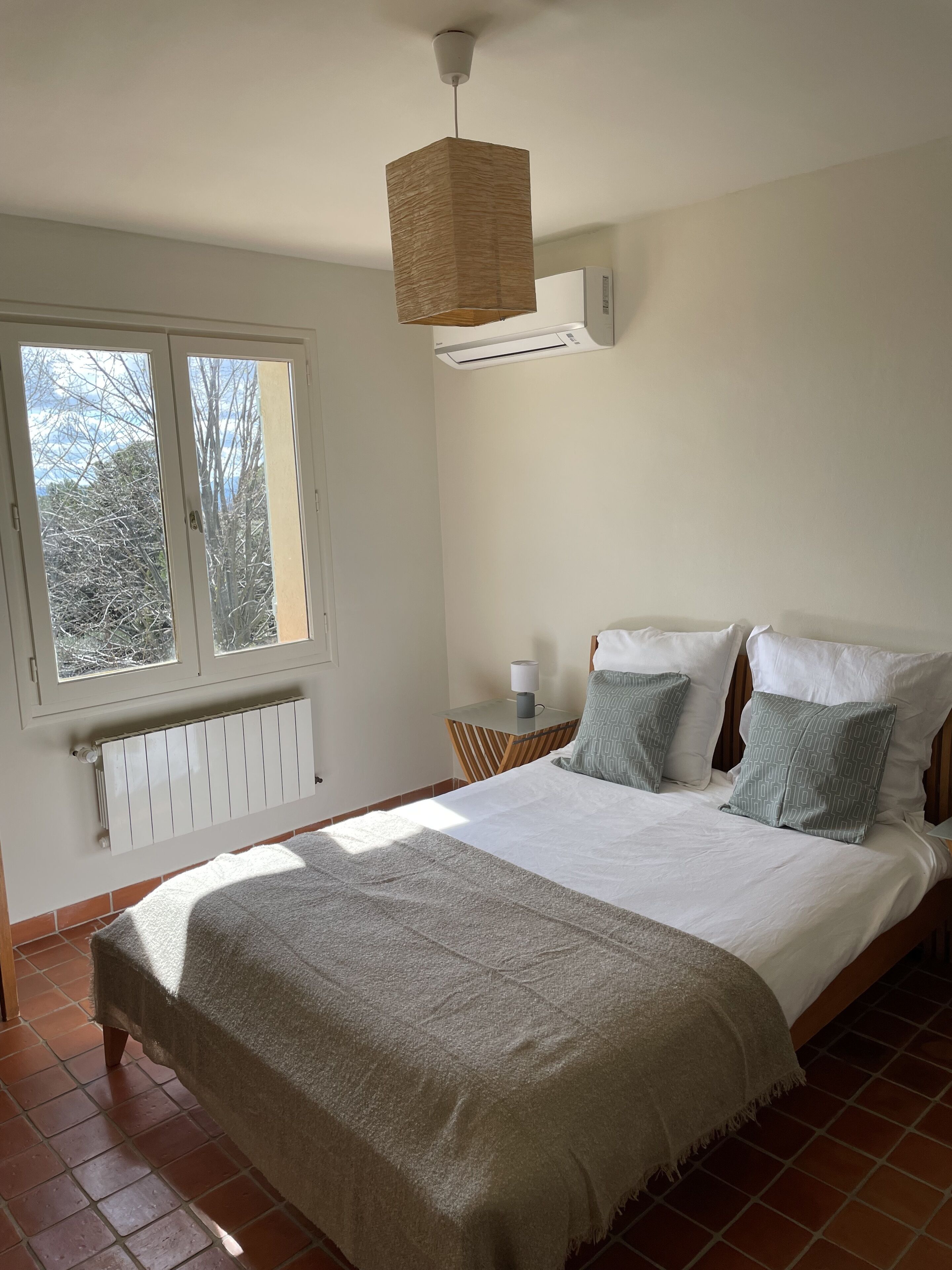 5 chambres, bureau, fer et planche à repasser, Wi-Fi gratuit