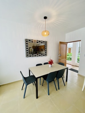 Dining -  Beach/ Pool Apartment Cadaques Bayahibe (República Dominicana)