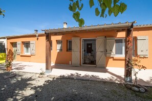 Exterior - Holiday Home 'Isula Paradise' with Mountain View, Private Terrace (LINGUIZZETTA)