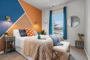 2 bedrooms, desk, iron/ironing board, travel cot