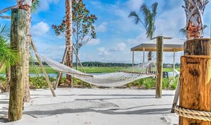 Property grounds - Modern 4BR Townhome with Private Pool – Sleeps 10 (Kissimmee)