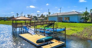 Marina - Spacious 4BR Home with Private Pool – Sleeps 10 (Kissimmee)