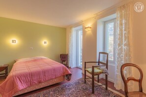 2 camere, ferro/asse da stiro, culla da viaggio, Wi-Fi gratuito