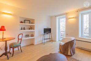 Immagine non classificata, 4 di 28, pulsante