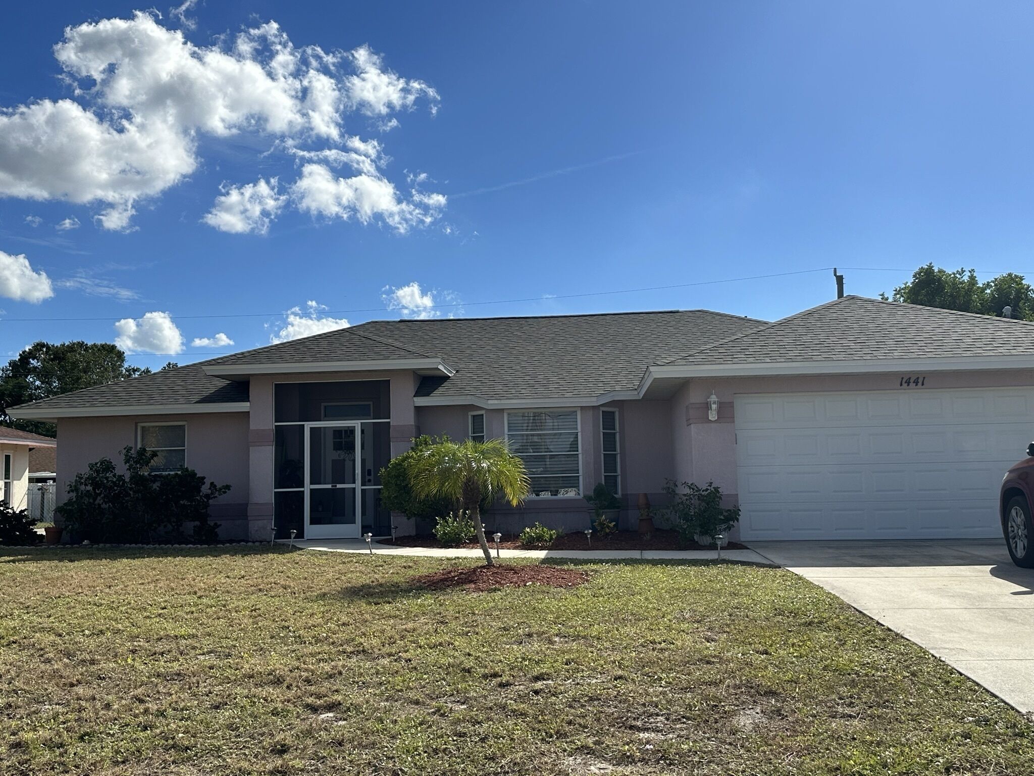 Just 2 miles from the beach! Plus a pool 