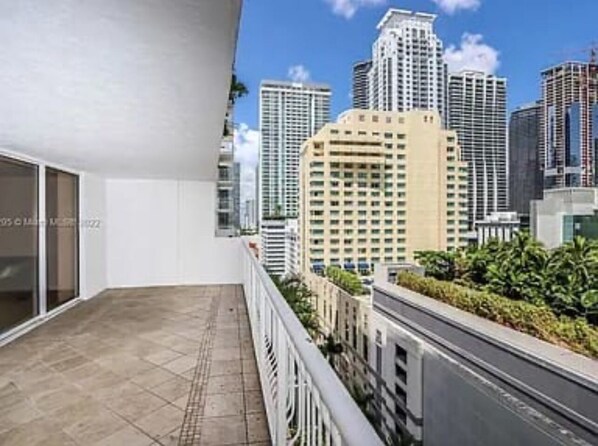 Property grounds - Experience Downtown Miami near Brickell City Centre (Miami)