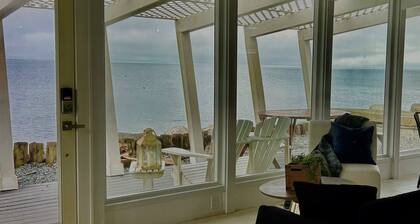 Modern Mid-Century Cabin, on the beach with views of the Strait of Juan de Fuca!