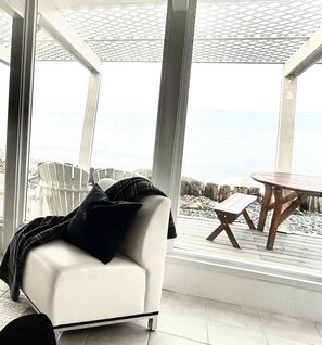 Smart TV, video games, books