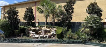 Palace Inn I-45 & Bellfort
