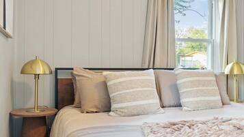 3 soverom, strykejern/-brett, reiseseng for barn og wi-fi