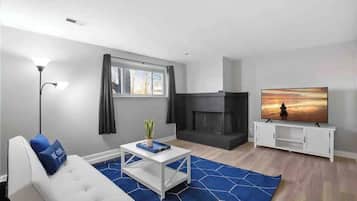 TV, fireplace, offices