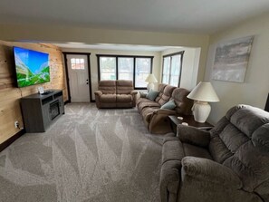 TV connectée, cheminée