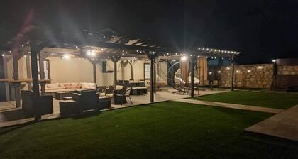Rancho retreat: nightly rental . For event booking read description below.