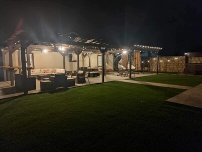 Rancho retreat: nightly rental . For event booking read description below.