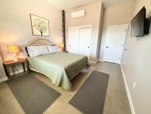 4 Schlafzimmer, Bügeleisen/Bügelbrett, WLAN, Bettwäsche