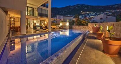 Rio Villa: Charming Retreat in Kalkan Centre
