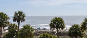 Oceanfront Bliss: 2BR/3rd Floor Condo with Pool & Beach Access in Palmetto Dunes