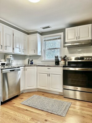 Fridge, microwave, dishwasher, toaster