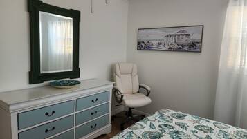 2 dormitorios, escritorio, tabla de planchar con plancha y wifi gratis