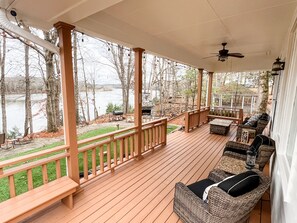 Terrace/patio - Old Hickory Hideaway Lakehouse in Lebanon, TN (Lebanon)