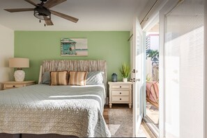 2 bedrooms, desk, iron/ironing board, free WiFi - Dream Beach Escape - 200ft to Waves - Breakfast - Private Hot Tub Awaits (Panama City)