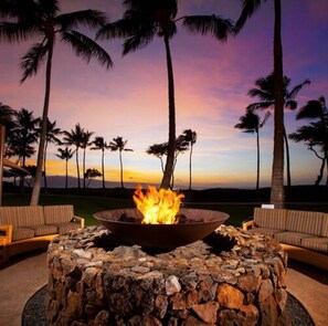Property grounds - Ocean Front Westin Villas North! Gorgeous Pools, Beach & Amenities! (Lahaina)
