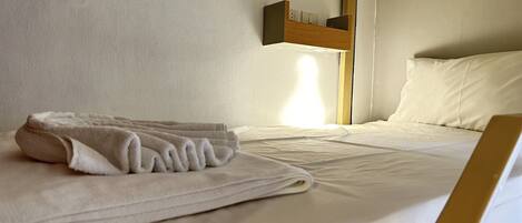 Basic Shared Dormitory | WiFi (free)
