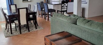 3BR • Yard • A/C • Near Downtown