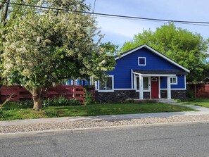 Exterior - Liberty House (Baker City)