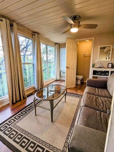 Treehouse Hideaway - Your Home Away from Home