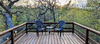 Treehouse Hideaway - Your Home Away from Home