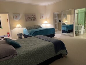 4 bedrooms, desk, iron/ironing board, free WiFi