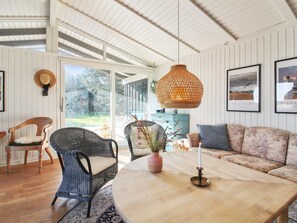 TV, fireplace - "Tuukka" - 350m from the sea by Interhome (Løkken)