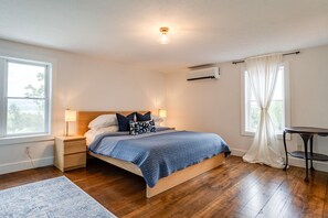 4 soverom, strykejern/-brett, reiseseng for barn og wi-fi