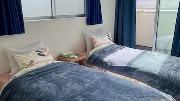2 bedrooms, desk, free WiFi, bed sheets
