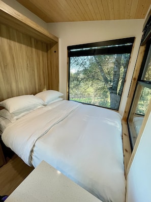 1 habitación, wifi y ropa de cama