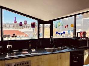 Fridge, microwave, oven, stovetop