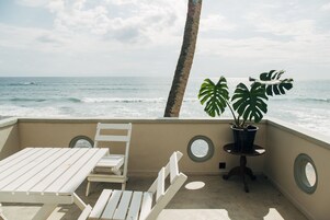 Master Sea View Room | Balcony view