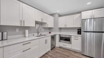 Fridge, microwave, dishwasher, coffee/tea maker
