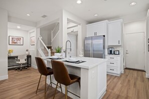 Interior - Southern California Beautiful Place in Ladera Ranch (Ladera Ranch)