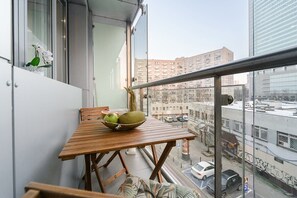 Outdoor dining - Lumina Quiet apart near Złote Tarasy (Warszawa)