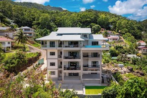 Exterior - Aran Apartments - Enfys: Modern, spacious apartment at Au Cap. (Au Cap)