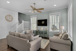 Imagen sin descripción, 4 de 50, botón