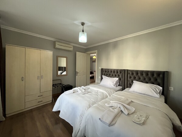 Superior-Apartment | Verdunkelungsvorhänge, Bügeleisen/Bügelbrett, kostenloses WLAN