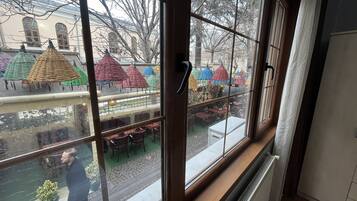 Departamento estándar | Cortinas blackout, tabla de planchar con plancha y wifi gratis