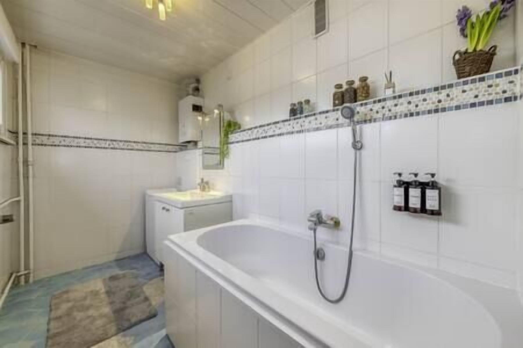 Hair dryer, towels