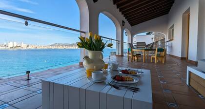 LA CASA DE LOS ARCOS