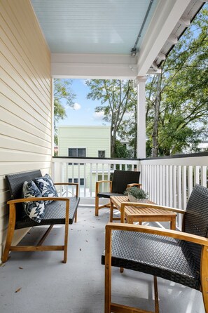 Terrace/patio - Downtown Historic Home Close to Neighborhood Shops (Charleston)
